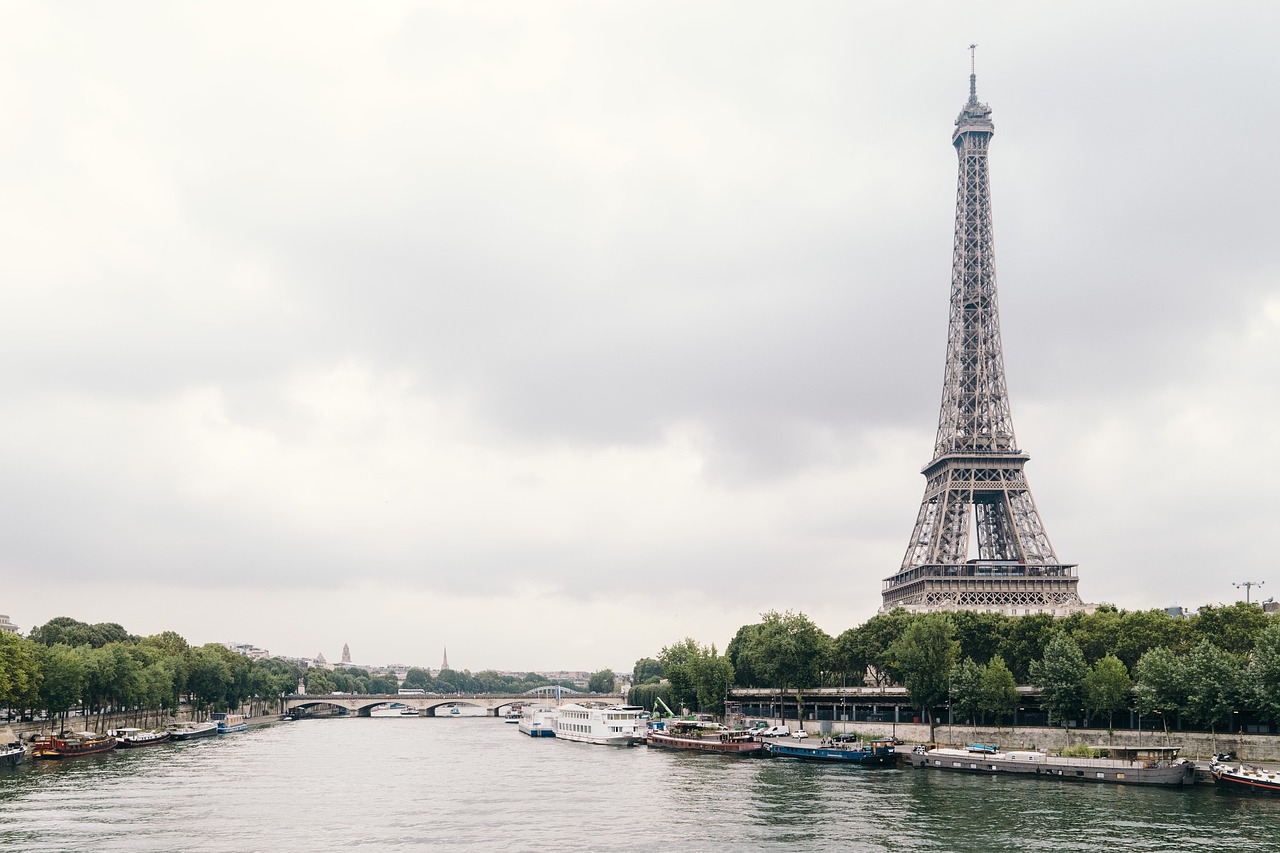 6 Exhilarating Experiences You Can Enjoy Only In Paris