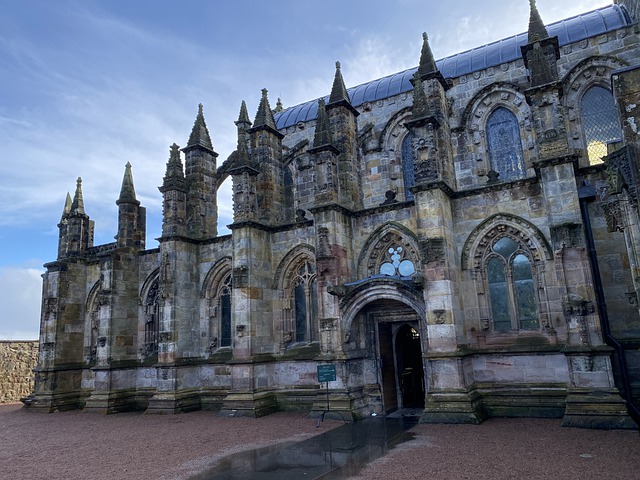 Rosslyn Chapel Travel Guide